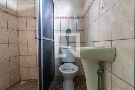 Banheiro de casa à venda com 8 quartos, 250m² em Jardim Verônia, São Paulo