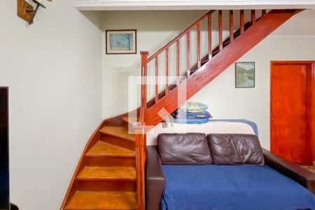 Escada de casa à venda com 2 quartos, 128m² em Vila São José, São Paulo