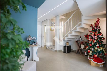 Sala de casa de condomínio à venda com 4 quartos, 175m² em Jardim Monte Kemel, São Paulo