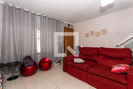 Sala de casa para alugar com 3 quartos, 130m² em Vila Carrão, São Paulo