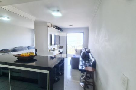 Sala de apartamento à venda com 2 quartos, 56m² em São Roque, Guarulhos