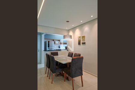 Sala de apartamento para alugar com 2 quartos, 76m² em Maracanã, Praia Grande