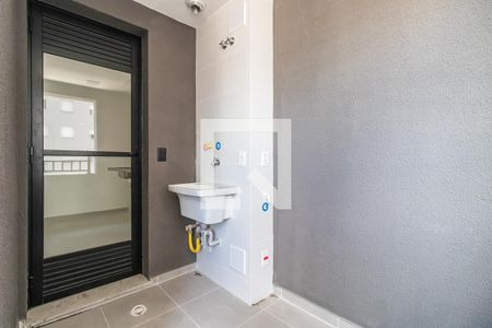 Varanda/Área de Serviço de apartamento à venda com 2 quartos, 57m² em Vila Militar, Barueri