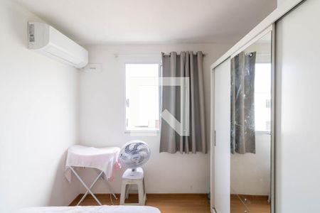 Quarto 1 de apartamento para alugar com 2 quartos, 41m² em Inhoaíba, Rio de Janeiro