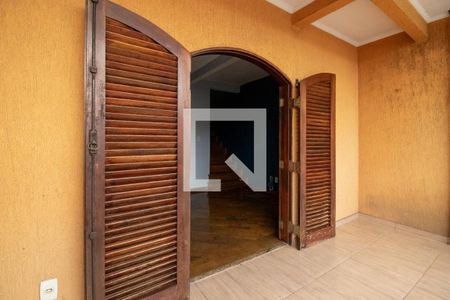 Varanda da Sala de casa para alugar com 3 quartos, 300m² em Parque Santa Madalena, São Paulo