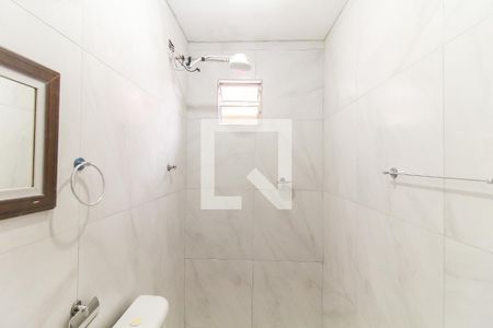 Banheiro de casa para alugar com 1 quarto, 40m² em Vila Verde, São Paulo