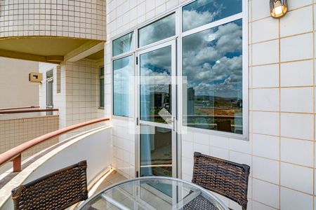 Varanda da Sala de apartamento para alugar com 1 quarto, 39m² em Vale do Sereno, Nova Lima