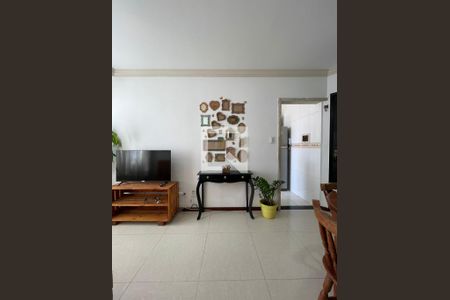 Sala de apartamento para alugar com 2 quartos, 48m² em Jardim das Margaridas, Salvador