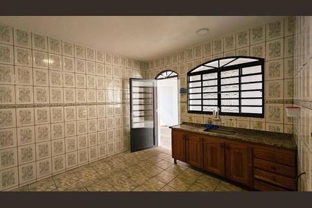 Casa à venda com 3 quartos, 250m² em Jardim do Lago, Jundiaí