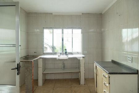 Cozinha de casa para alugar com 2 quartos, 240m² em Jardim Helena, São Paulo