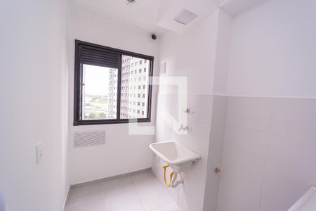 Cozinha e Área de Serviço de apartamento para alugar com 2 quartos, 38m² em Vila Campanela, São Paulo