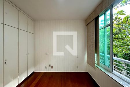 Apartamento para alugar com 4 quartos, 210m² em Leblon, Rio de Janeiro