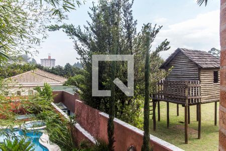 Vista da Sala de casa de condomínio para alugar com 4 quartos, 748m² em Residencial das Estrelas, Barueri