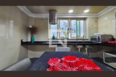 Cozinha de casa à venda com 2 quartos, 280m² em Vila Campo Grande, São Paulo