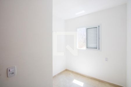 Quarto 2 de apartamento para alugar com 2 quartos, 82m² em Vila Linda, Santo André