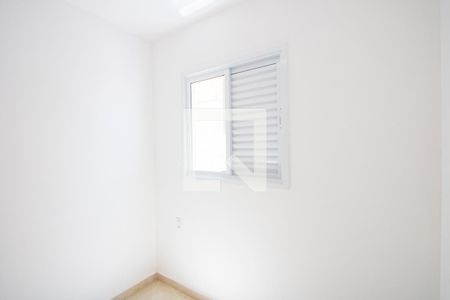 Quarto 2 de apartamento para alugar com 2 quartos, 82m² em Vila Linda, Santo André