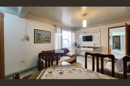 Sala de casa para alugar com 6 quartos, 223m² em Vila Matias, Santos
