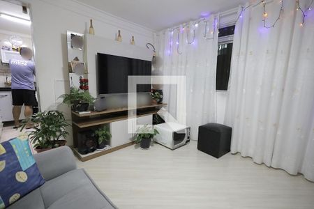 Sala de apartamento à venda com 2 quartos, 54m² em Conjunto Residencial Planeta, Santo André