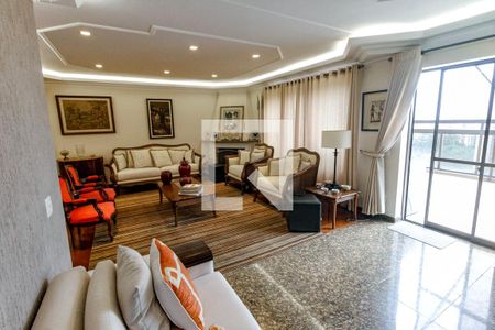 Sala 1 de apartamento para alugar com 4 quartos, 290m² em Vila Suzana, São Paulo