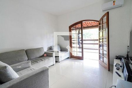 Apartamento à venda com 4 quartos, 400m² em Matapaca, Niterói