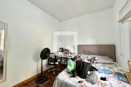 Quarto 2 de casa à venda com 3 quartos, 286m² em Jardim Itacolomi, São Paulo