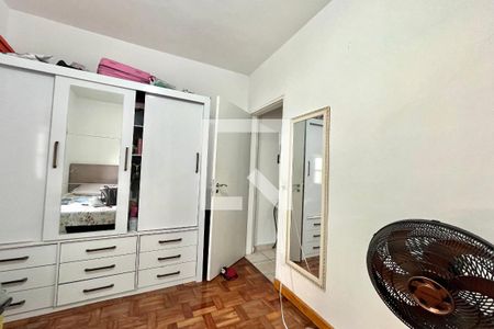 Quarto 2 de casa à venda com 3 quartos, 286m² em Jardim Itacolomi, São Paulo
