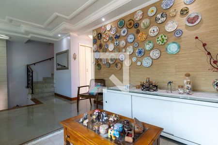 Sala de casa de condomínio à venda com 3 quartos, 111m² em Chácara Seis de Outubro, São Paulo