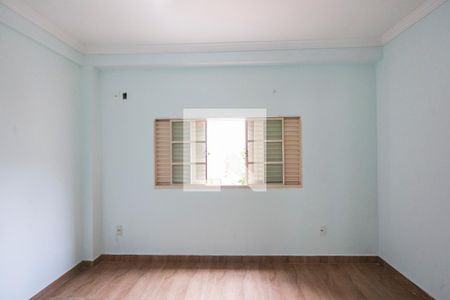 Suite de casa para alugar com 3 quartos, 350m² em Planalto, Uberlândia