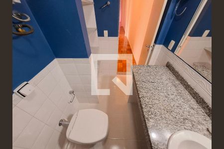 Banheiro de apartamento para alugar com 3 quartos, 120m² em Laranjeiras, Rio de Janeiro