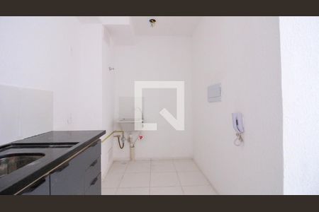 Sala/Cozinha de apartamento para alugar com 2 quartos, 35m² em Fazenda da Juta, São Paulo