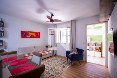 Sala de casa para alugar com 2 quartos, 140m² em Tribobó, São Gonçalo