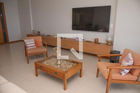 Sala de apartamento para alugar com 3 quartos, 186m² em Jaguaribe, Salvador