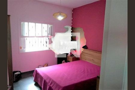 Casa à venda com 4 quartos, 250m² em Vila Inah, São Paulo