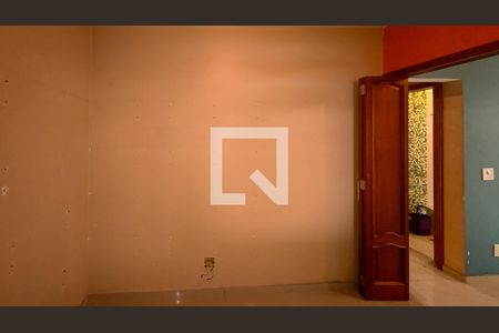 Quarto 1 de casa para alugar com 2 quartos, 100m² em Socorro, São Paulo