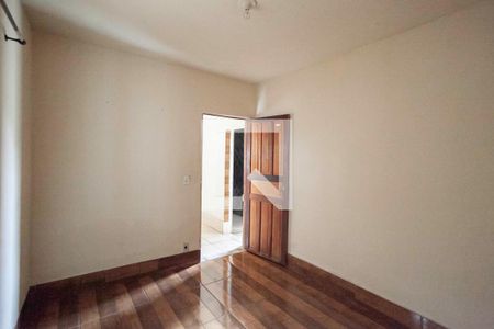 Quarto 1 de casa para alugar com 2 quartos, 100m² em Mantiqueira, Belo Horizonte