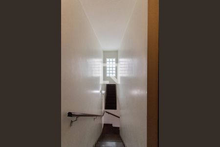 Escada de casa à venda com 4 quartos, 232m² em Vila Vermelha, São Paulo