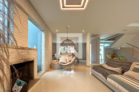 Sala de casa para alugar com 4 quartos, 550m² em Lagoa da Conceição, Florianópolis