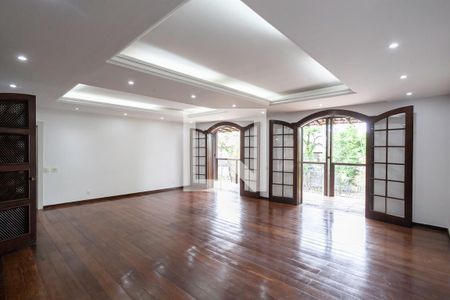 Sala 1 de casa para alugar com 5 quartos, 487m² em São Luiz, Belo Horizonte