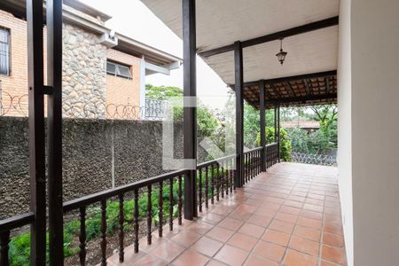 Varanda de casa para alugar com 5 quartos, 487m² em São Luiz, Belo Horizonte