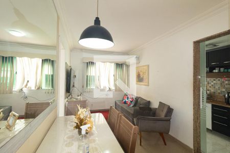 Sala de apartamento para alugar com 3 quartos, 48m² em Campo Grande, Rio de Janeiro