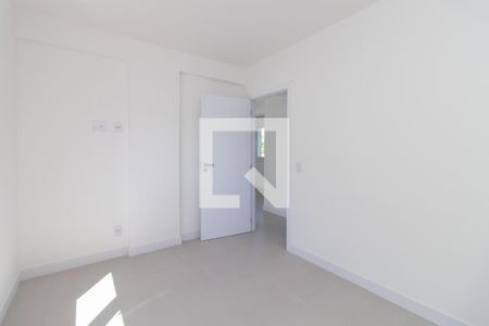 Quarto 1 de apartamento para alugar com 2 quartos, 54m² em Farroupilha, Porto Alegre