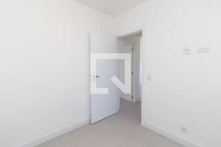 Quarto 2 de apartamento para alugar com 2 quartos, 54m² em Farroupilha, Porto Alegre