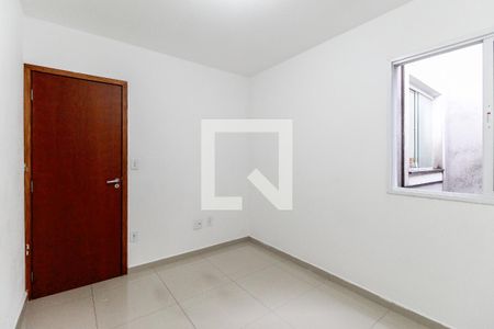 Quarto de apartamento à venda com 1 quarto, 35m² em Cidade Líder, São Paulo