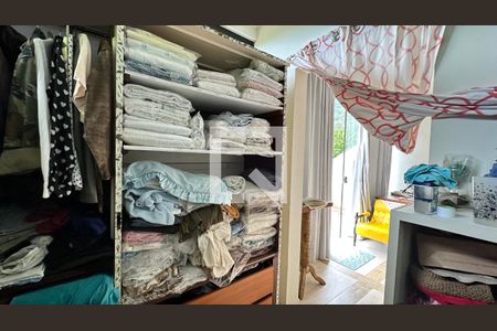 Closet de casa à venda com 3 quartos, 120m² em Recreio dos Bandeirantes, Rio de Janeiro