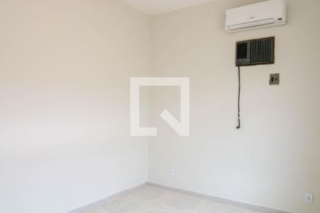 Quarto 1 de casa de condomínio à venda com 2 quartos, 60m² em Piedade, Rio de Janeiro