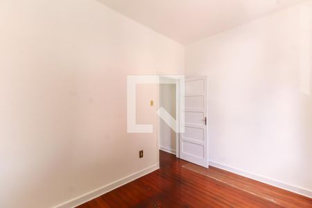 Quarto 1 de casa à venda com 2 quartos, 60m² em Vila Bertioga, São Paulo