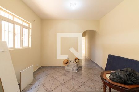 Sala de casa à venda com 3 quartos, 200m² em Vila Albano, São Paulo