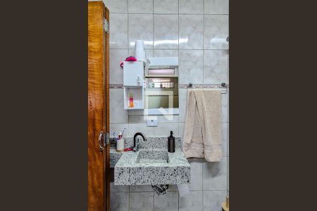 Banheiro da Suíte de casa para alugar com 3 quartos, 130m² em Jardim Patente, São Paulo