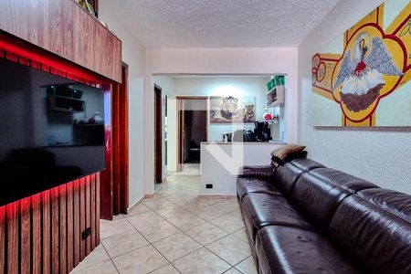 Sala de casa para alugar com 3 quartos, 130m² em Jardim Patente, São Paulo