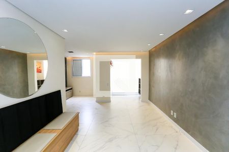 Sala de apartamento para alugar com 2 quartos, 64m² em Vila Praia, São Paulo